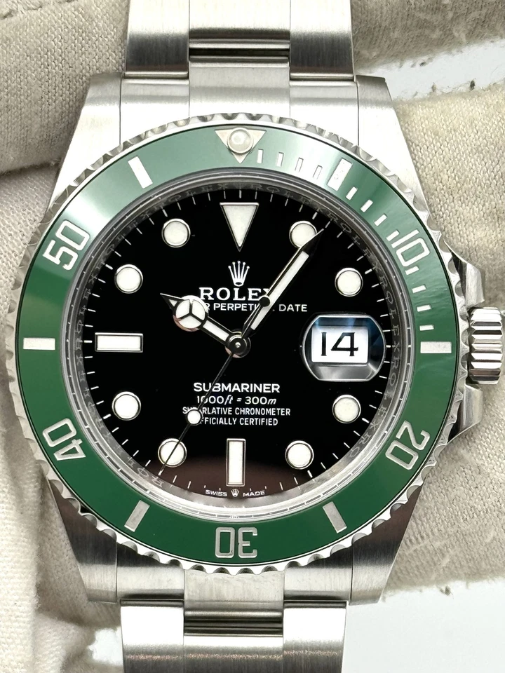 Rolex Submariner Date 126610LV